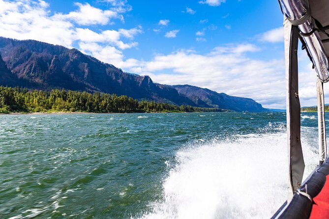 7 Wonders of the Gorge 3.5-hour Jetboat Cruise - Headsets, Jokes, and Real River Talk
