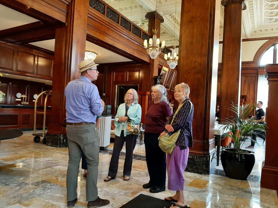 A Guided Walking Tour of Historic Downtown Portland - Starting at Pioneer Courthouse Square: Your Easy Meeting Point