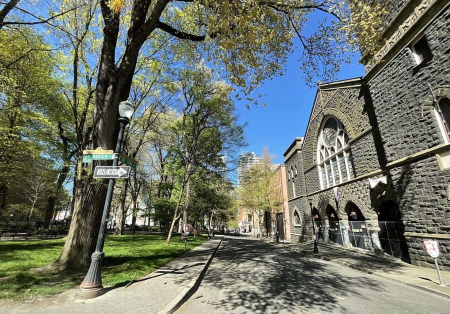 A Guided Walking Tour of Historic Downtown Portland - Timing That Works: A Two-Hour Downtown Slot