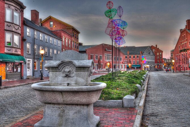 A Walk Through Time Tour in Portland - Old Port highlights: Longfellow, worship, and the Custom House area