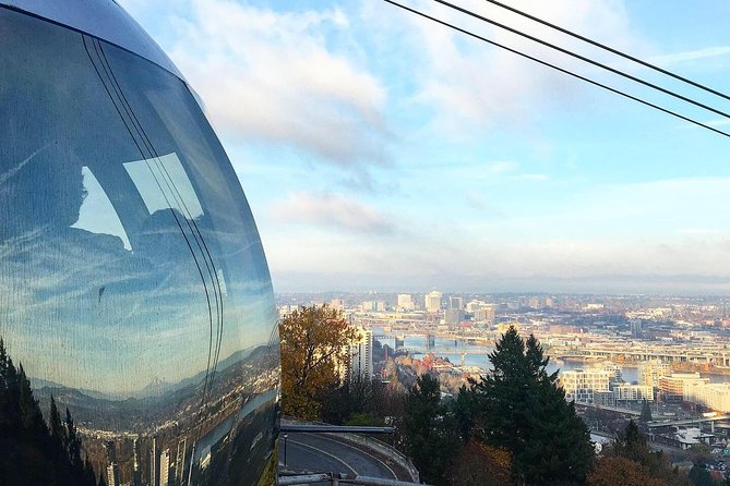 Aerial Tram Ride with Doughnuts at Sunrise in Portland Oregon - South Waterfront Park and doughnuts: the sweet stop you can plan around