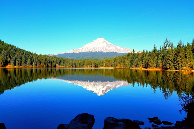 Columbia Gorge Waterfalls and Mt. Hood Tour - Full Day - Getting from Portland to the Gorge in a comfortable van