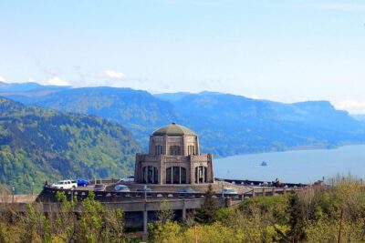 Columbia River Gorge Waterfalls & Mt Hood Tour from Portland, OR - Crown Point Vista House: The Gorge View You’ll Want to Rewind