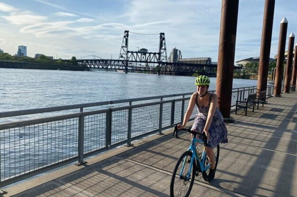 Essential Portland: 2-Hour Guided Bike Tour - Entering Portland the Easy Way: Why This Two Hours Feels Like More