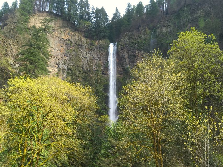 From Portland: Columbia Gorge Waterfalls Tour - The Historic Columbia River Highway drive: why it matters