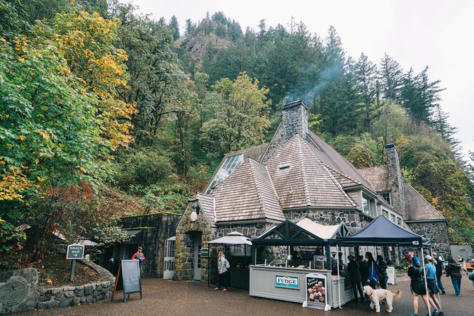 Mt Hood, Waterfalls, and Wine Tour - Key things you’ll notice on this trip
