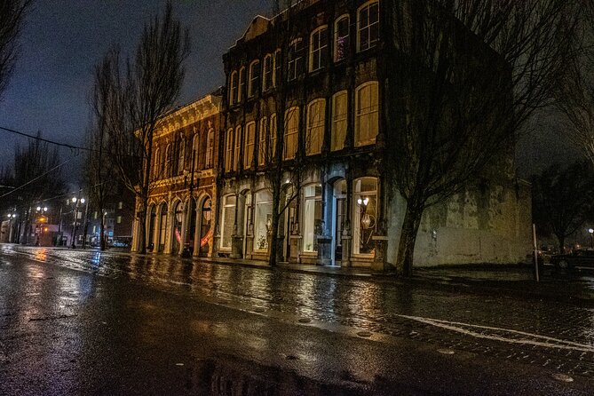Phantoms, Penance, and Poltergeists: Portland Ghost Tour - How scary is it, and who should book this?