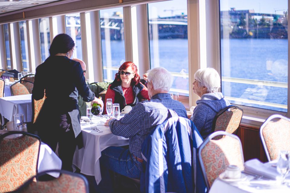 Portland: 2-hour Lunch Cruise on the Willamette River - Price and what you’re really paying for