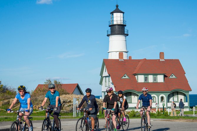 Portland Bicycle Tour with 5 Lighthouses and XL Lobster Roll - Group size, pace, and terrain: what your legs should expect