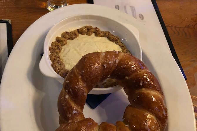 Portland Downtown Food Tour: 6 Tastings of Local & Global Flavors - Getting Your Head and Stomach on the Same Page