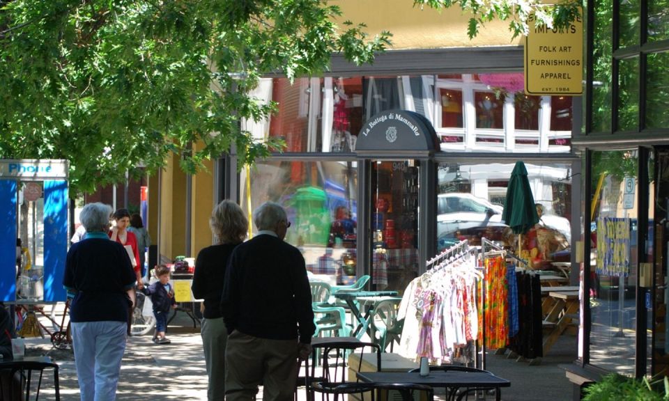 Portland: Morning City Highlights Tour - Nob Hill on NW 23rd Avenue: shopping, architecture, and Portland’s stylish everyday