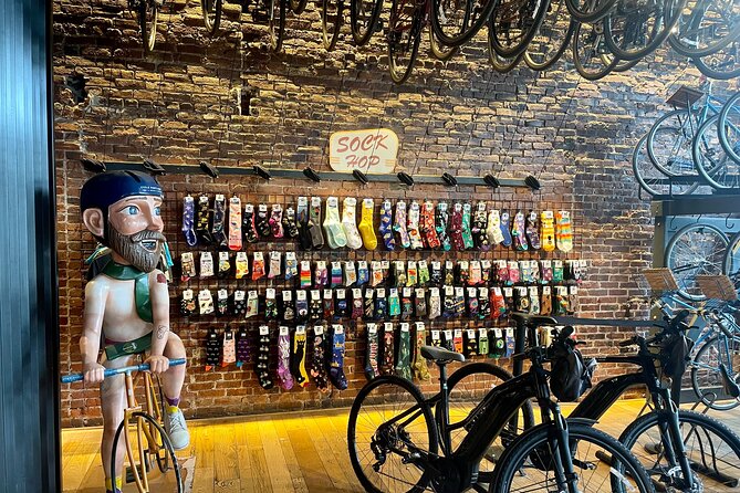 Portland Oregon Foodie Field Trip By Bike and E-bike - Stop 1: Cycle Portland sets the tone before the snacks