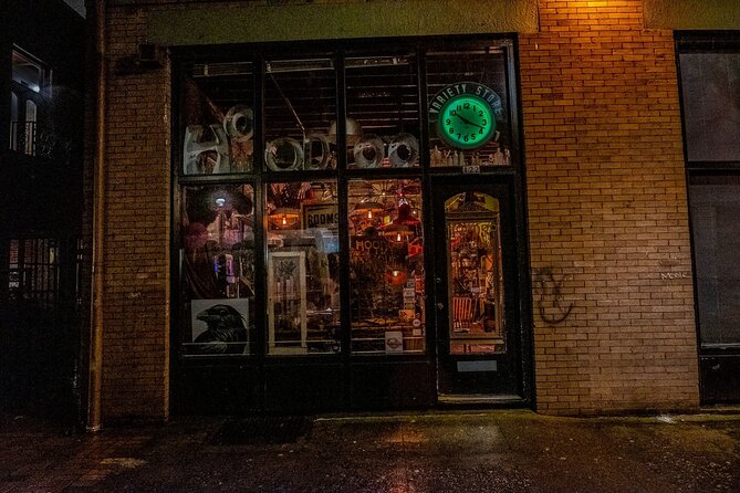 Portland Ultimate Dead of Night Tour - Dan & Louis Oyster Bar to Skidmore Fountain: Paranormal Anomalies and the Dead That Won’t Behave