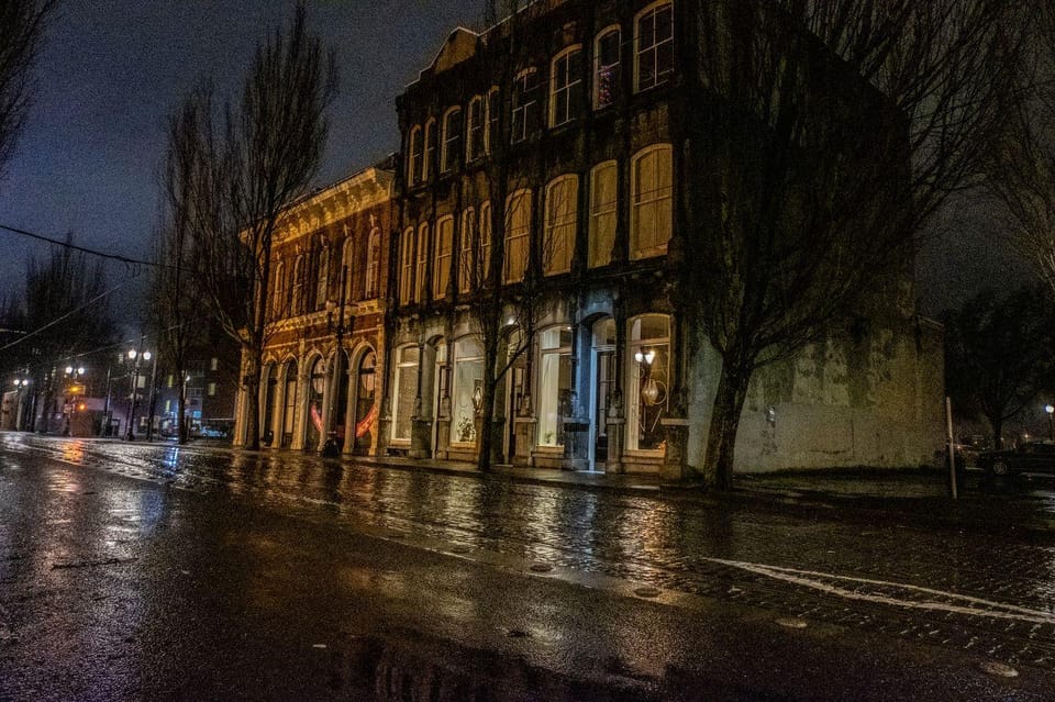 Portland: Ultimate Dead of Night Walking Ghost Tour - Lantern-Led Logistics: What You Need to Bring and What You’ll Skip
