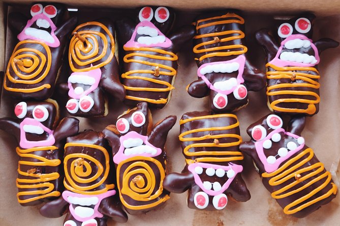 Portland's Original Delicious Donut Adventure & Walking Food Tour - Lil’ Funky Donuts and Voodoo Doughnuts: The Main Event