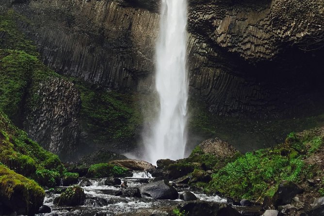 Private - 1/2 day Columbia River Gorge & Waterfalls Tour From Portland - Latourell Falls for a shorter scenic stop (and ticket planning)
