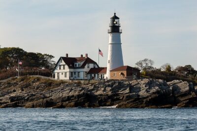 Private Island Fort Tour in Casco Bay: Boat Cruise & Island Tour - The 10:30 departure and the 2-hour rhythm