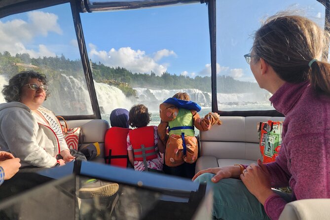 Scenic 2-Hour River Cruise to the Majestic Willamette Falls! - The Big Moment: Willamette Falls Up Close