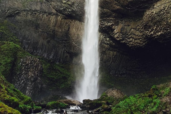 Small Group: Columbia River Gorge Waterfalls Tour from Portland - Bonneville Dam, salmon ladders, and the hatchery stop that adds meaning
