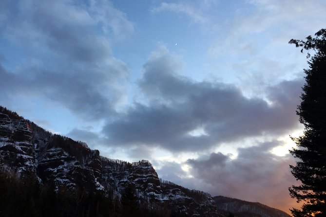 The Hood-Columbia Loop: Timberline, Orchards, and Waterfalls - The Columbia River Gorge Scenic Area: waterfalls, viewpoints, and quick photo stops