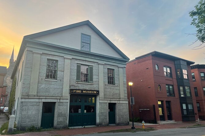 Walk With Ghosts in Portland - Stop 5: McLellan-Sweat House, 1801 Federal style, and old-world haunting